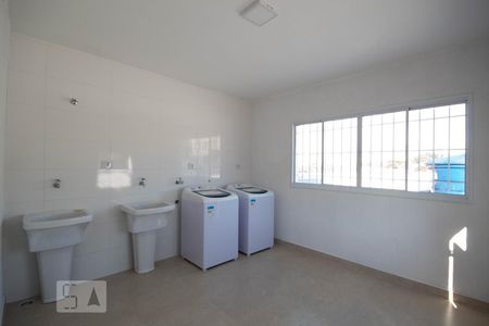 Lavanderia Compartilhada de kitnet/studio para alugar com 1 quarto, 23m² em Jardim Peri Peri, São Paulo