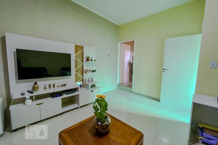 Sala de casa para alugar com 3 quartos, 215m² em Vila Oratorio, São Paulo