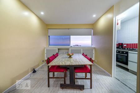 Sala de apartamento para alugar com 1 quarto, 55m² em Leblon, Rio de Janeiro