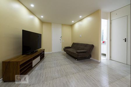 Sala de apartamento à venda com 1 quarto, 55m² em Leblon, Rio de Janeiro