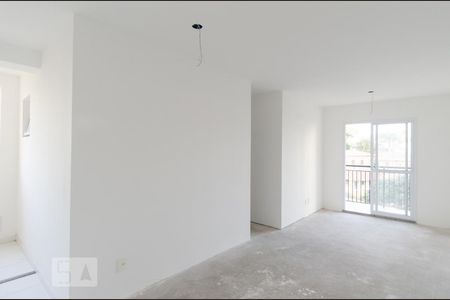 Sala de apartamento para alugar com 3 quartos, 65m² em Canhema, Diadema