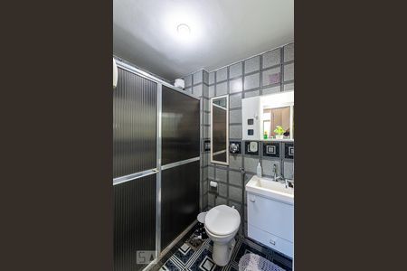 Banheiro de apartamento à venda com 1 quarto, 65m² em Centro, Niterói