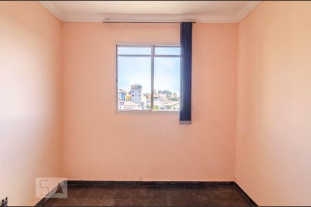 Quarto de apartamento para alugar com 2 quartos, 48m² em Serrano, Belo Horizonte