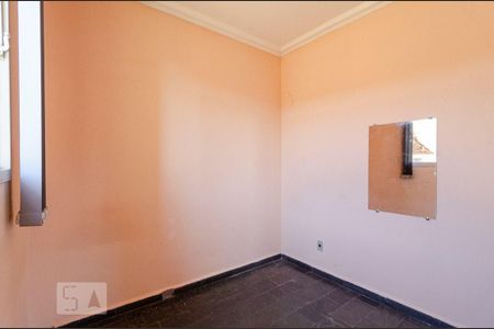 Quarto de apartamento para alugar com 2 quartos, 48m² em Serrano, Belo Horizonte