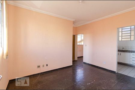 Sala de apartamento para alugar com 2 quartos, 48m² em Serrano, Belo Horizonte