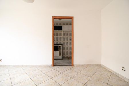 Sala de apartamento para alugar com 2 quartos, 50m² em Jardim Sulacap, Rio de Janeiro