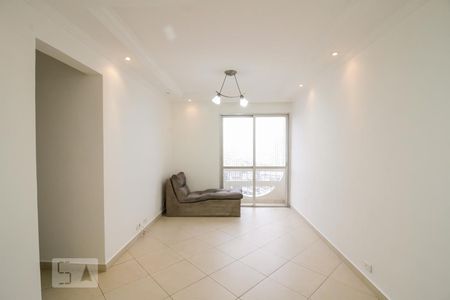 Sala de apartamento à venda com 3 quartos, 70m² em Vila Firmiano Pinto, São Paulo