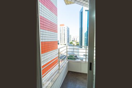 Varanda da Sala de apartamento para alugar com 2 quartos, 50m² em Carmo, Belo Horizonte