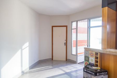 Sala de apartamento para alugar com 2 quartos, 50m² em Carmo, Belo Horizonte