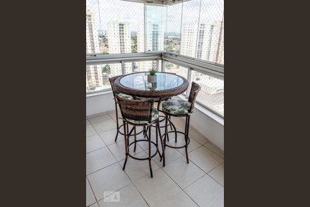 Detalhe - Varanda gourmet de apartamento para alugar com 3 quartos, 90m² em Vila dos Alpes, Goiânia