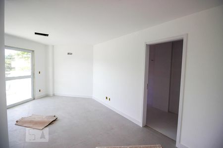 Apartamento à venda com 100m², 3 quartos e 2 vagasSala