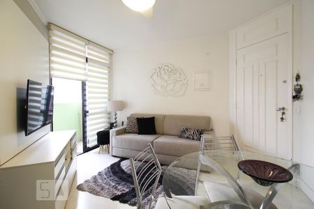 Sala de apartamento para alugar com 1 quarto, 39m² em Indianópolis, São Paulo