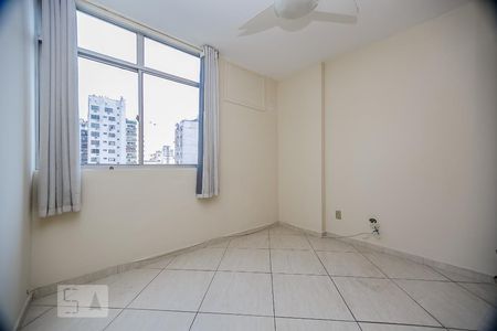 Quarto 1 de apartamento à venda com 2 quartos, 80m² em Icaraí, Niterói