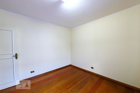 Quarto 1 de casa para alugar com 2 quartos, 120m² em Vila Constança, São Paulo