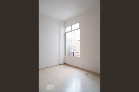 Sala de apartamento para alugar com 1 quarto, 60m² em Centro Histórico, Porto Alegre