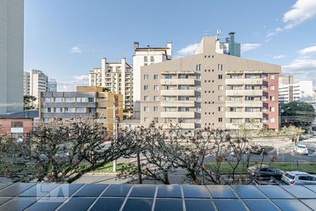 Vista do Quarto de apartamento para alugar com 1 quarto, 35m² em Bigorrilho, Curitiba