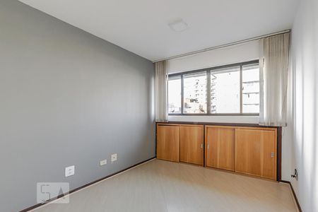 Sala de apartamento para alugar com 1 quarto, 35m² em Bigorrilho, Curitiba