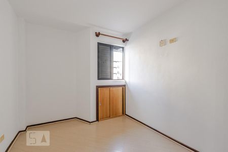 Quarto de apartamento para alugar com 1 quarto, 35m² em Bigorrilho, Curitiba