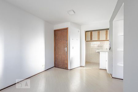 Sala de apartamento para alugar com 1 quarto, 35m² em Bigorrilho, Curitiba