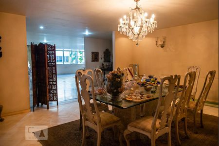 Sala de Jantar de apartamento à venda com 4 quartos, 304m² em Copacabana, Rio de Janeiro