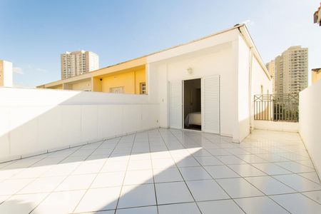 Sacada de casa à venda com 3 quartos, 165m² em Vila Vera, São Paulo