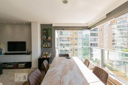 Sala de apartamento para alugar com 2 quartos, 82m² em Vila Olímpia, São Paulo