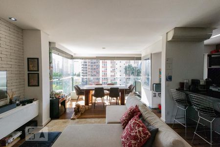 Sala de apartamento para alugar com 2 quartos, 82m² em Vila Olímpia, São Paulo