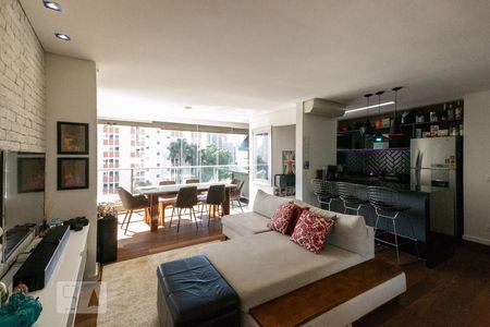 Sala de apartamento para alugar com 2 quartos, 82m² em Vila Olímpia, São Paulo