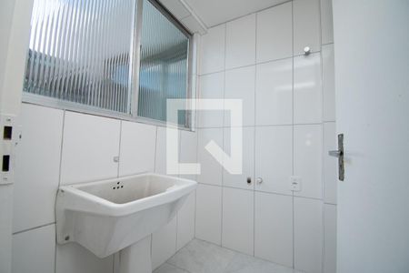 lavanderia de apartamento à venda com 1 quarto, 44m² em Ouro Branco, Novo Hamburgo