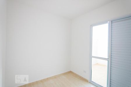 Quarto 1 de apartamento para alugar com 2 quartos, 50m² em Vila Vitória, Santo André