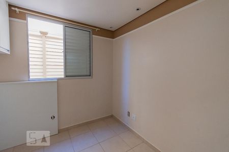 Quarto 1 de apartamento para alugar com 2 quartos, 45m² em Jardim Santa Lúcia, Campinas