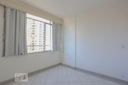 Quarto de apartamento à venda com 1 quarto, 25m² em Praça da Bandeira, Rio de Janeiro