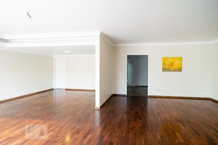 Sala de casa para alugar com 4 quartos, 450m² em Vila Nova Caledônia, São Paulo