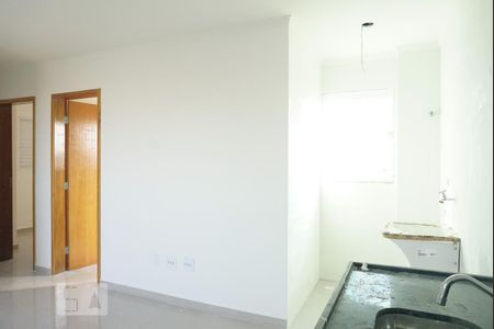 Sala/Cozinha de apartamento para alugar com 2 quartos, 42m² em Parque Boturussu, São Paulo