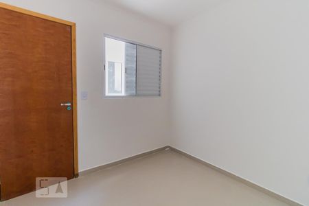 Quarto 2 de apartamento para alugar com 2 quartos, 45m² em Parque Boturussu, São Paulo