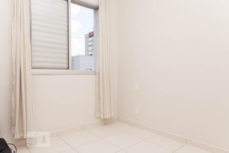 Quarto 1 de apartamento para alugar com 3 quartos, 70m² em Tubalina, Uberlândia