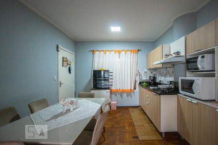 Cozinha de apartamento à venda com 2 quartos, 103m² em Centro Histórico, Porto Alegre