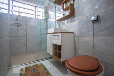 Banheiro de apartamento à venda com 2 quartos, 103m² em Centro Histórico, Porto Alegre