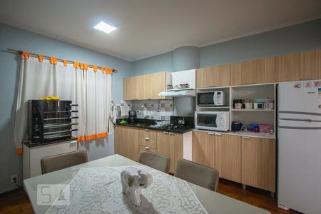 Cozinha de apartamento à venda com 2 quartos, 103m² em Centro Histórico, Porto Alegre