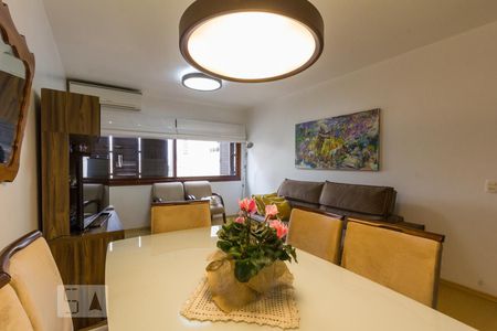 Sala de apartamento para alugar com 2 quartos, 110m² em Auxiliadora, Porto Alegre