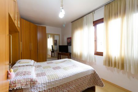 Suite de apartamento para alugar com 2 quartos, 110m² em Auxiliadora, Porto Alegre