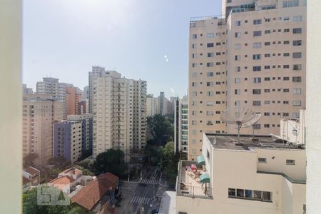Vista Quarto 1 de apartamento para alugar com 2 quartos, 72m² em Indianópolis, São Paulo