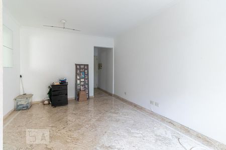 Sala de apartamento à venda com 3 quartos, 68m² em Vila Isa, São Paulo