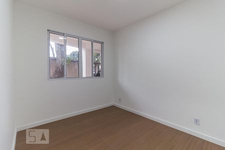Quarto 2 de apartamento para alugar com 2 quartos, 39m² em Vila Ema, São Paulo