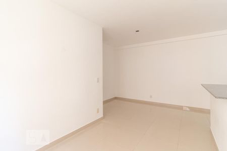 Sala de apartamento à venda com 2 quartos, 56m² em Novo Osasco, Osasco