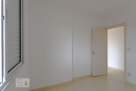 Quarto 1 de apartamento para alugar com 3 quartos, 73m² em Vila Rubens, Mogi das Cruzes