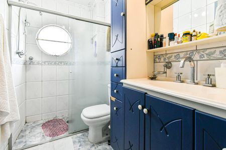 Apartamento à venda com 107m², 3 quartos e 1 vaga Apartamento à venda com 107m², 3 quartos e 1 vagaSuíte - Banheiro