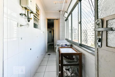 Apartamento à venda com 107m², 3 quartos e 1 vaga Apartamento à venda com 107m², 3 quartos e 1 vagaÁrea de Serviço