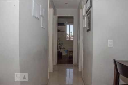 Corredor de apartamento à venda com 3 quartos, 61m² em Jardim Textil, São Paulo