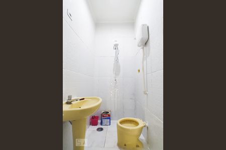 Banheiro de casa à venda com 1 quarto, 30m² em Jardim Jaú (zona Leste), São Paulo